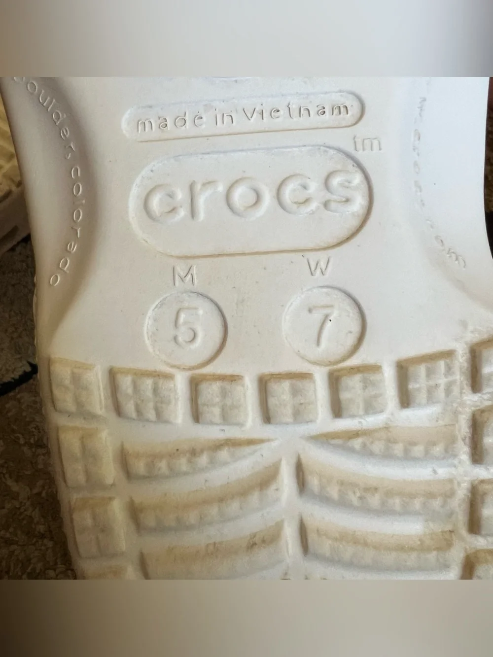 Women’s Crocs Classic Clogs Size M5 W7